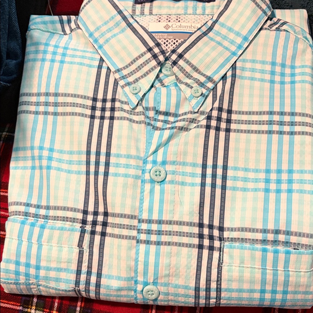 Columbia Men's Light Blue and Navy Plaid Shirt. Super Tamiami with Omni shade.